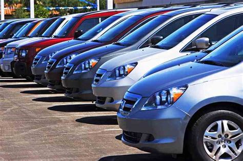 Buy used cars .